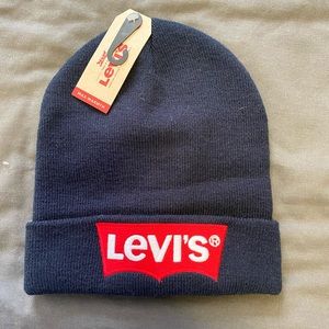 Navy blue Levi’s hat